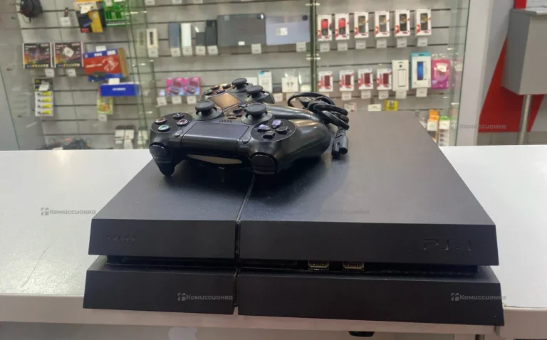 Приставка PS4 fat 1000Gb.