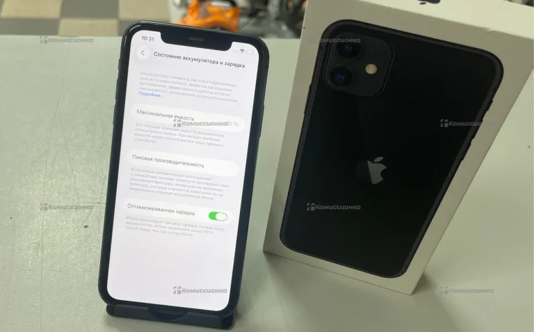 Apple iPhone 11 64 ГБ.