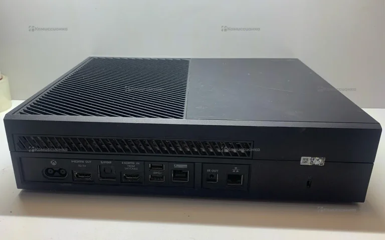 Игровая приставка Xbox One