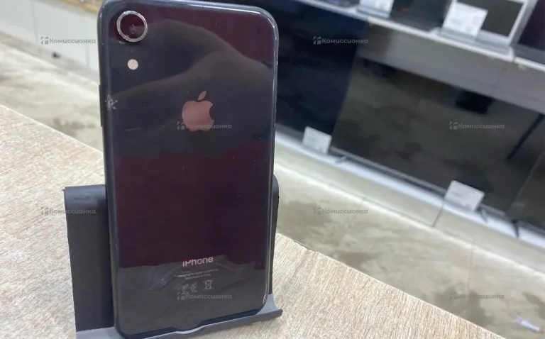 Apple iPhone Xr 64 Gb.