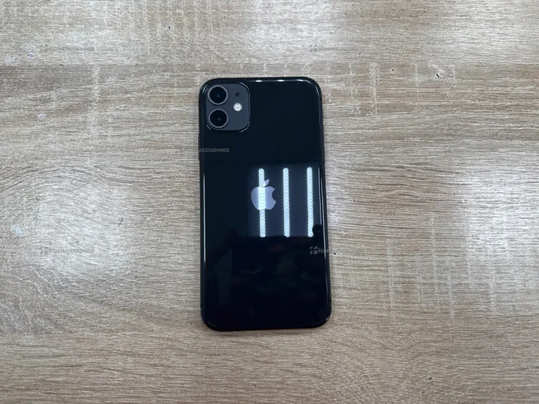 Apple iPhone 11 4/128 ГБ
