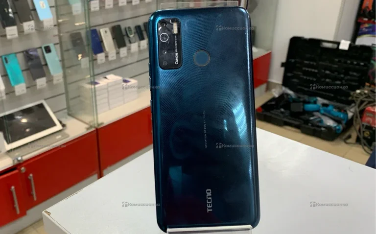 Tecno Camon 15 4/64 ГБ