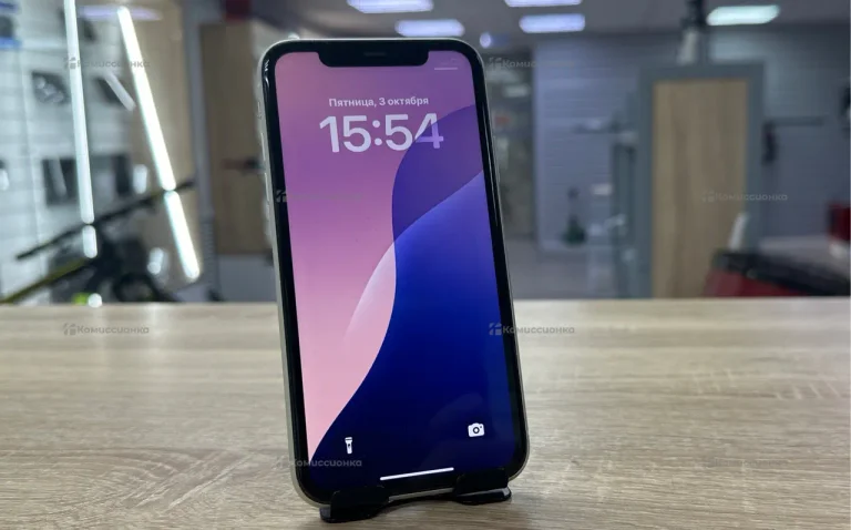 Apple IPhone 11 64Gb