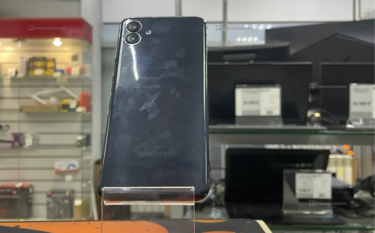 Samsung Galaxy A04e 3/32 ГБ.