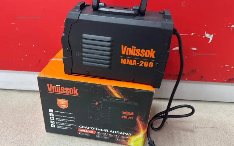 Сварочный Vniissok MMA-200