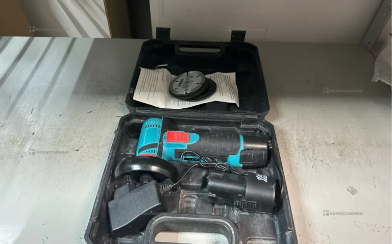 Угловая Шлифмашина DGA 200