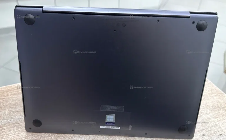 ноутбук Huawei сенсорный Mach-wh9