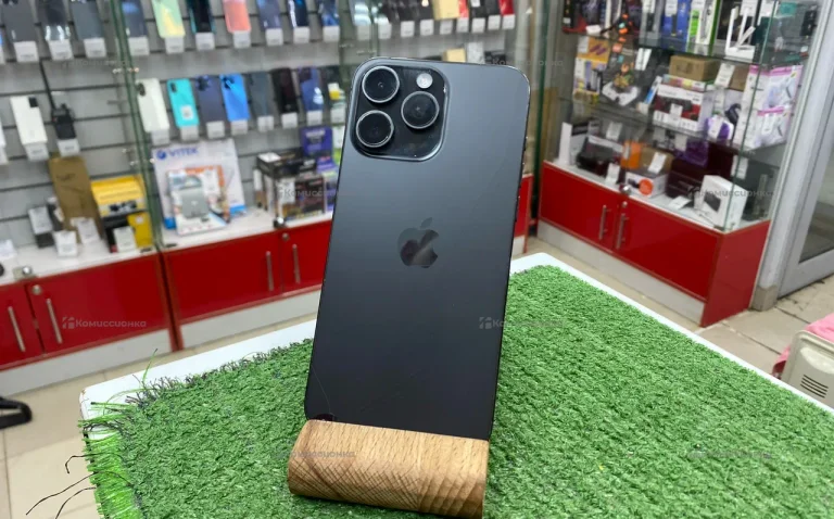 Apple iPhone 15 Pro Max 8/256 ГБ