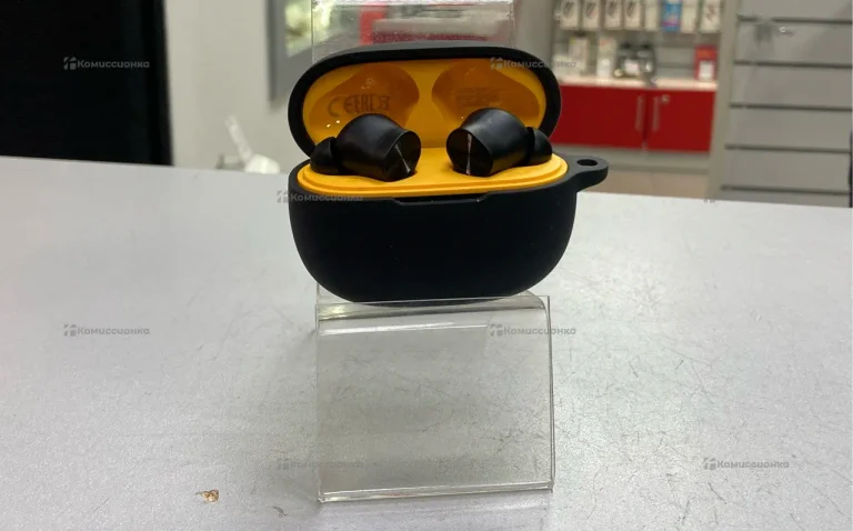 Наушники  Realme 200