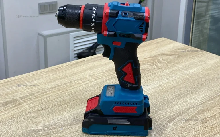 Дрель шуроповерт Makita