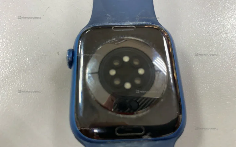 Часы  Apple Watch Series 7 45mm