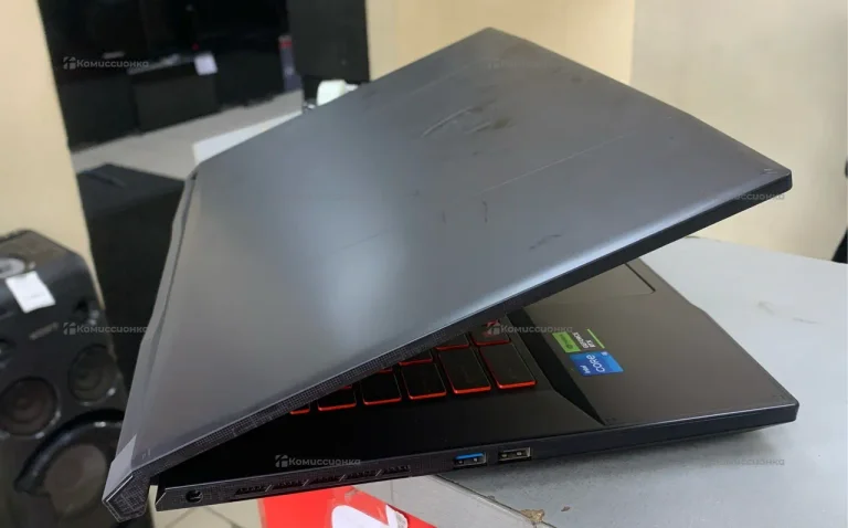 ноутбук MSI