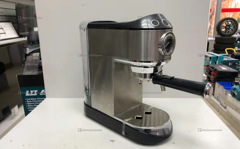 Кофемашина Kitfort KT-7106