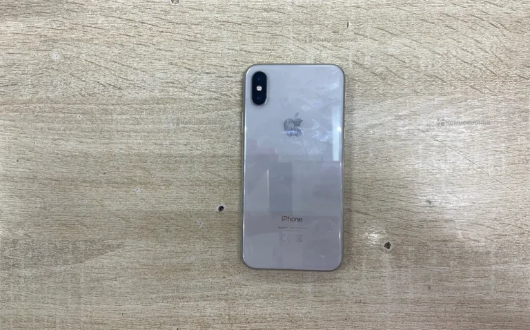 Apple iPhone X 3/64 ГБ