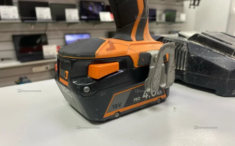 Аккумуляторный ударный гайковерт AEG BSS 18C12ZB6