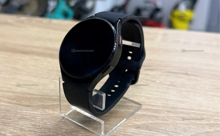 Часы Galaxy Watch 4