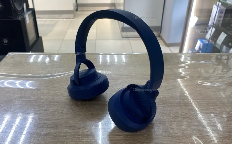 Наушники  JBL 720BT