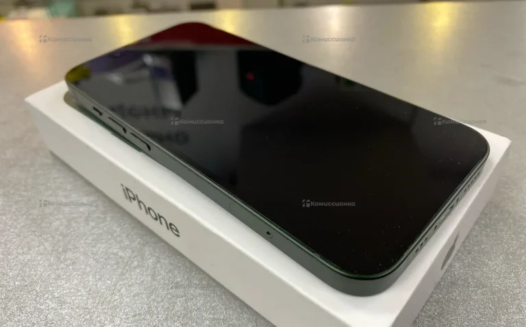 Apple iPhone 13 4/128 ГБ