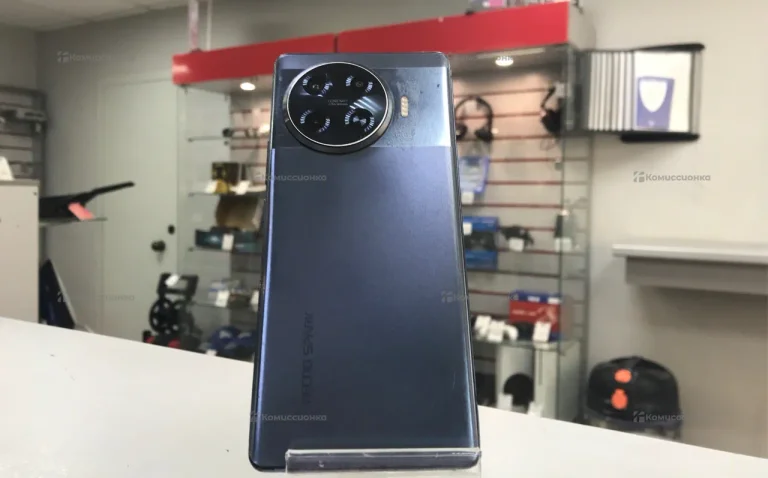 Tecno spark 20 pro+