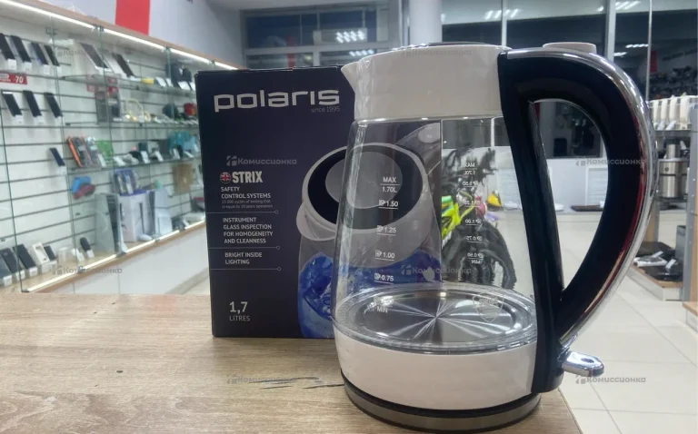 Чайник Polaris 3