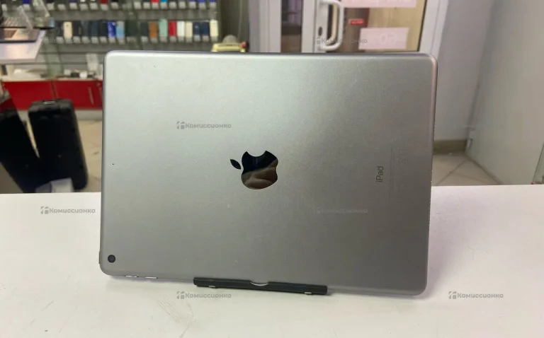 Планшет Apple IPad 5поколения 32 Gb