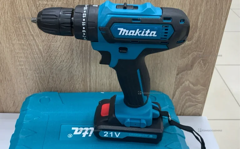 дрель-шуруповерт Makita (реплика)