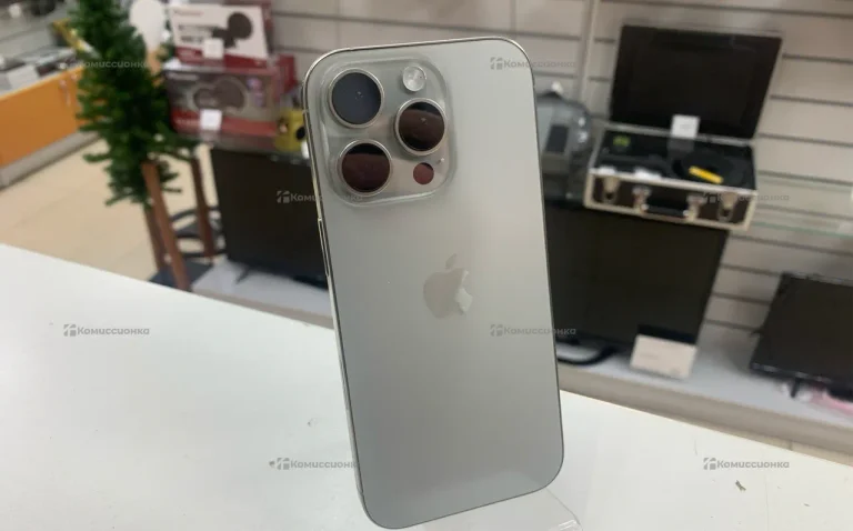 Apple iPhone 16 Pro 8/256 ГБ