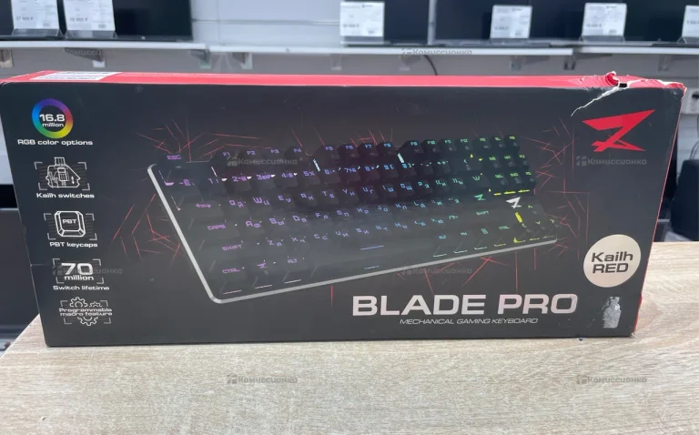 Клавиатура  Blade Pro