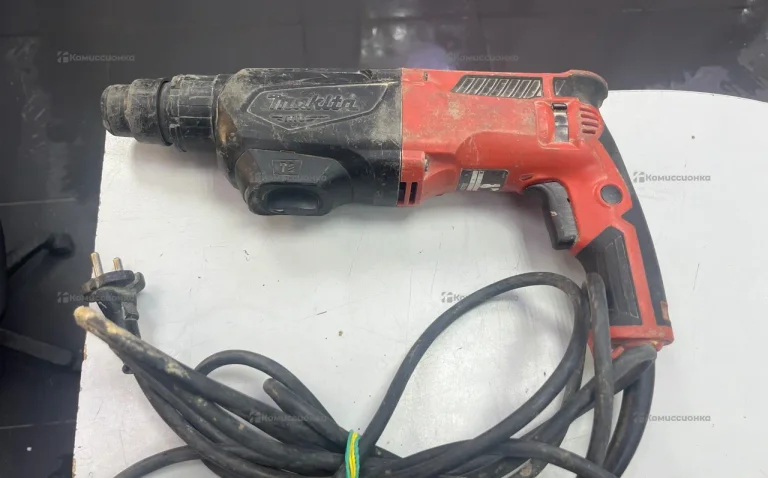 Перфоратор makita m8701
