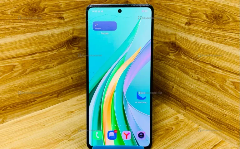 Tecno Camon 30 12/256 ГБ