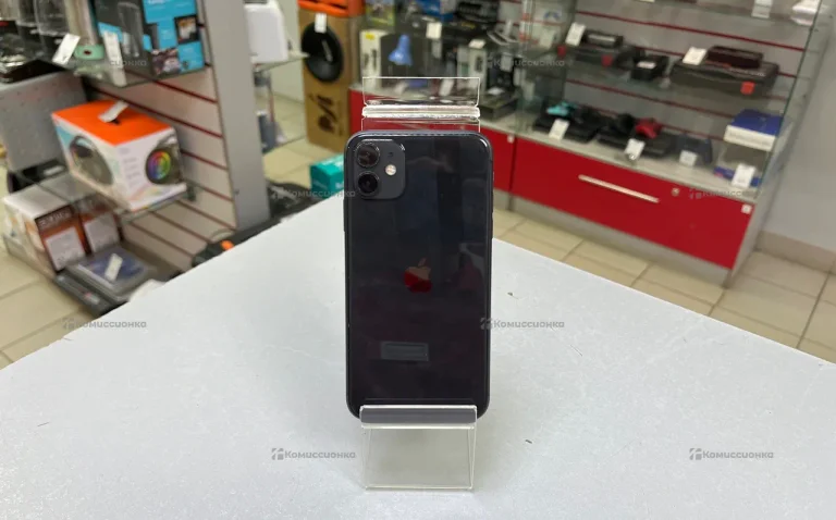 Apple iPhone 11 4/64 ГБ