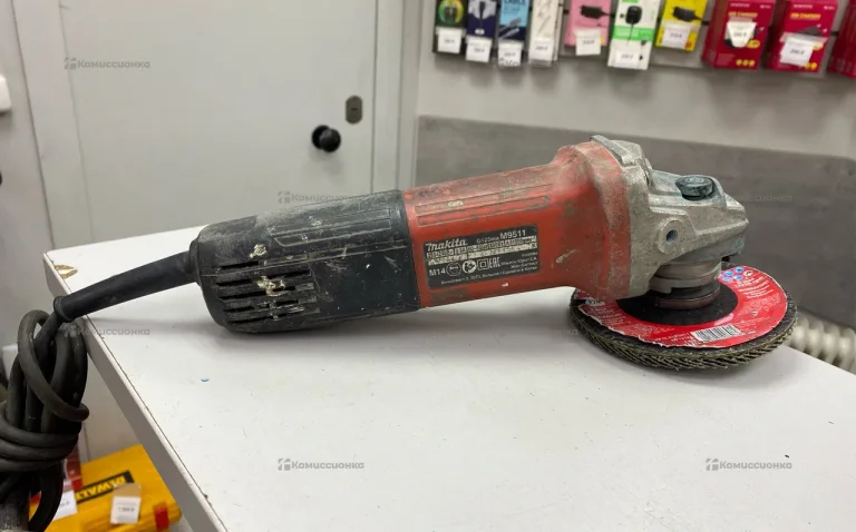 УШМ makita M9511