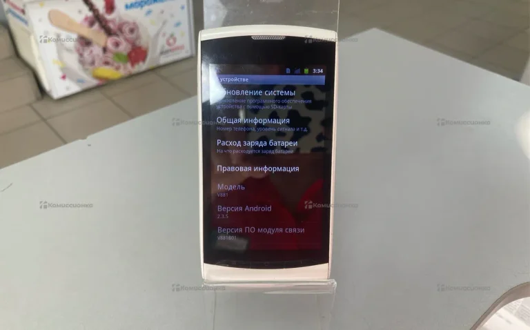Телефон ZTE V881