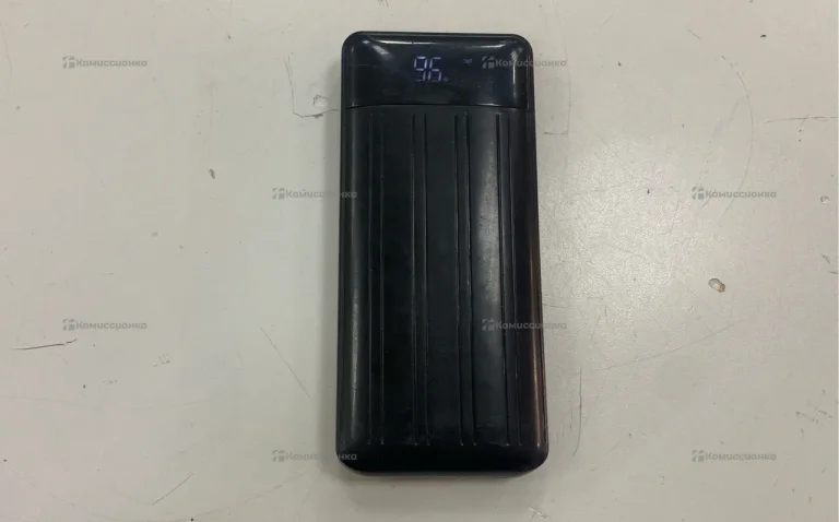 Power Bank  черный с дисплеем