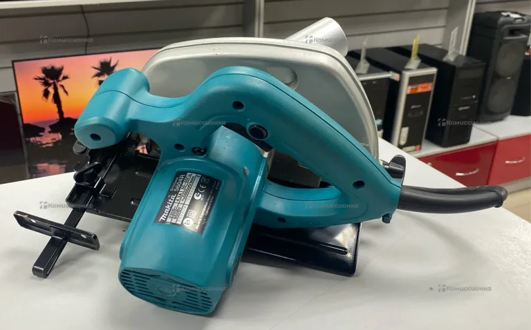 Дисковая пила makita 5604R