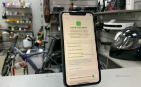 Apple iPhone 11 4/64 ГБ