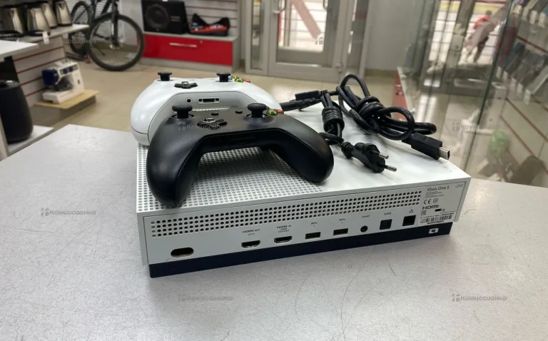 Приставка Xbox one 1tb.