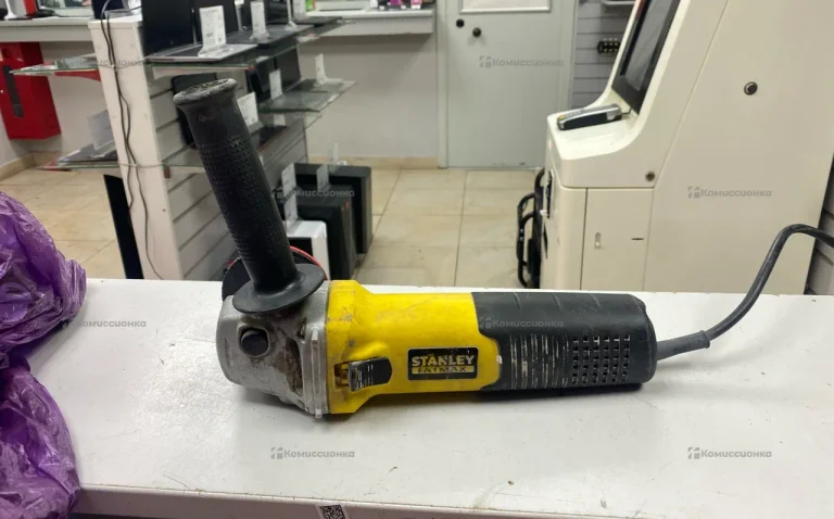 УШМ Stanley fmeg125v