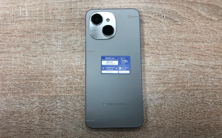 Tecno Spark 40C 8/128 ГБ