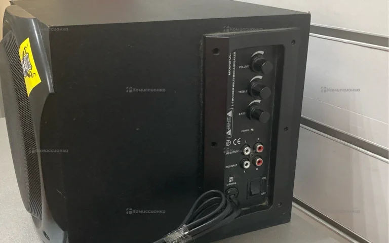 сабвуфер Defender