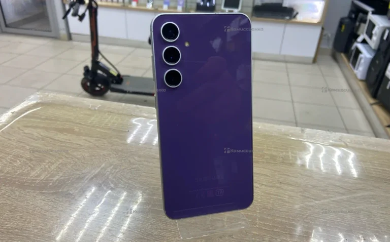 Samsung Galaxy S23 FE 8/256 ГБ