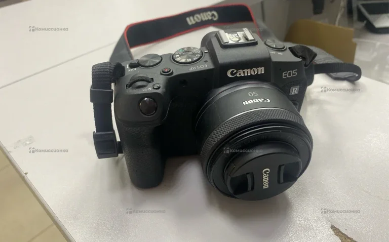Фотоаппарат  canon eos rp