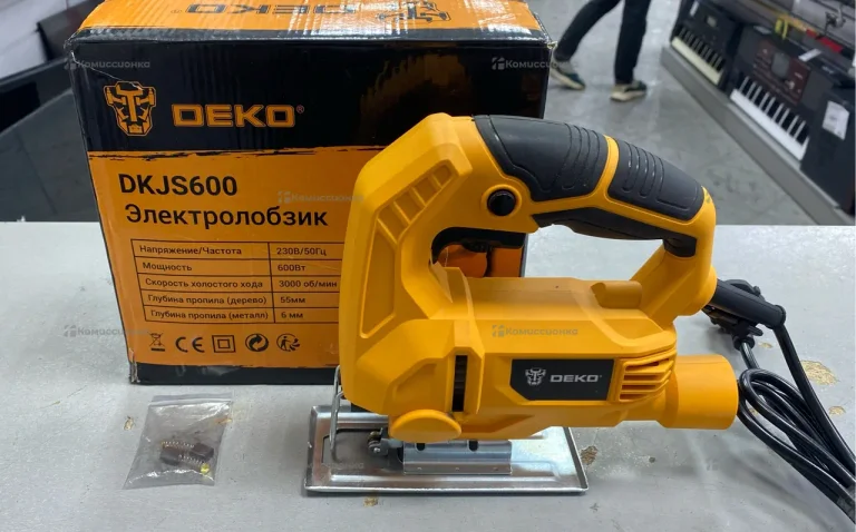 Электролобзик DEKO DKJS650