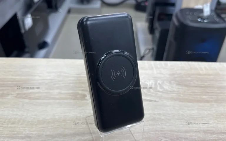 Power Bank  с беспроводной зарядкой