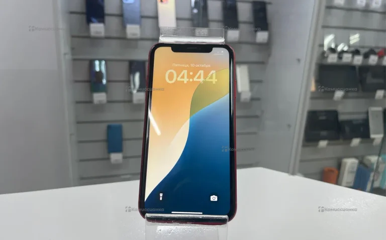 Apple iPhone XR 3/64 ГБ