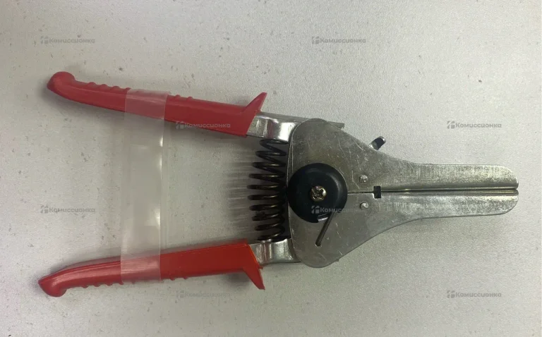 Щипцы для зачистки электропроводов Sparta
