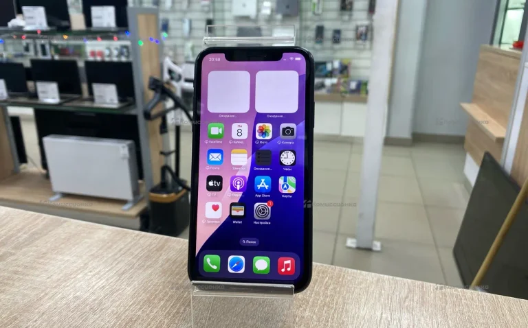 Apple iPhone XR 3/64 ГБ