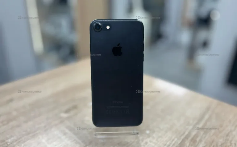 Apple iPhone 7 2/32 ГБ