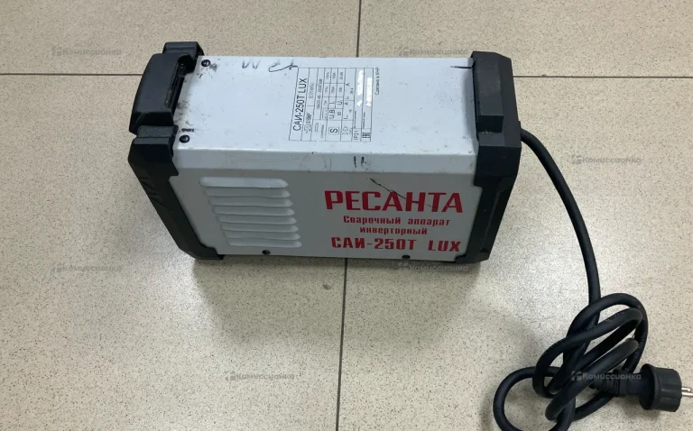Сварочный аппарат РЕСАНТА САИ-250Т LUX