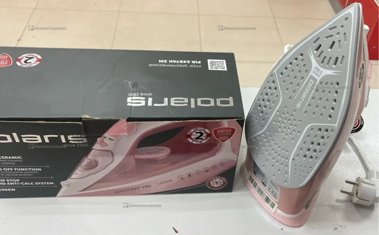 Утюг Polaris PIR2497AK3M